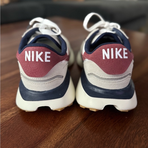 Nike Phoenix Waffle - Picture 3 of 5